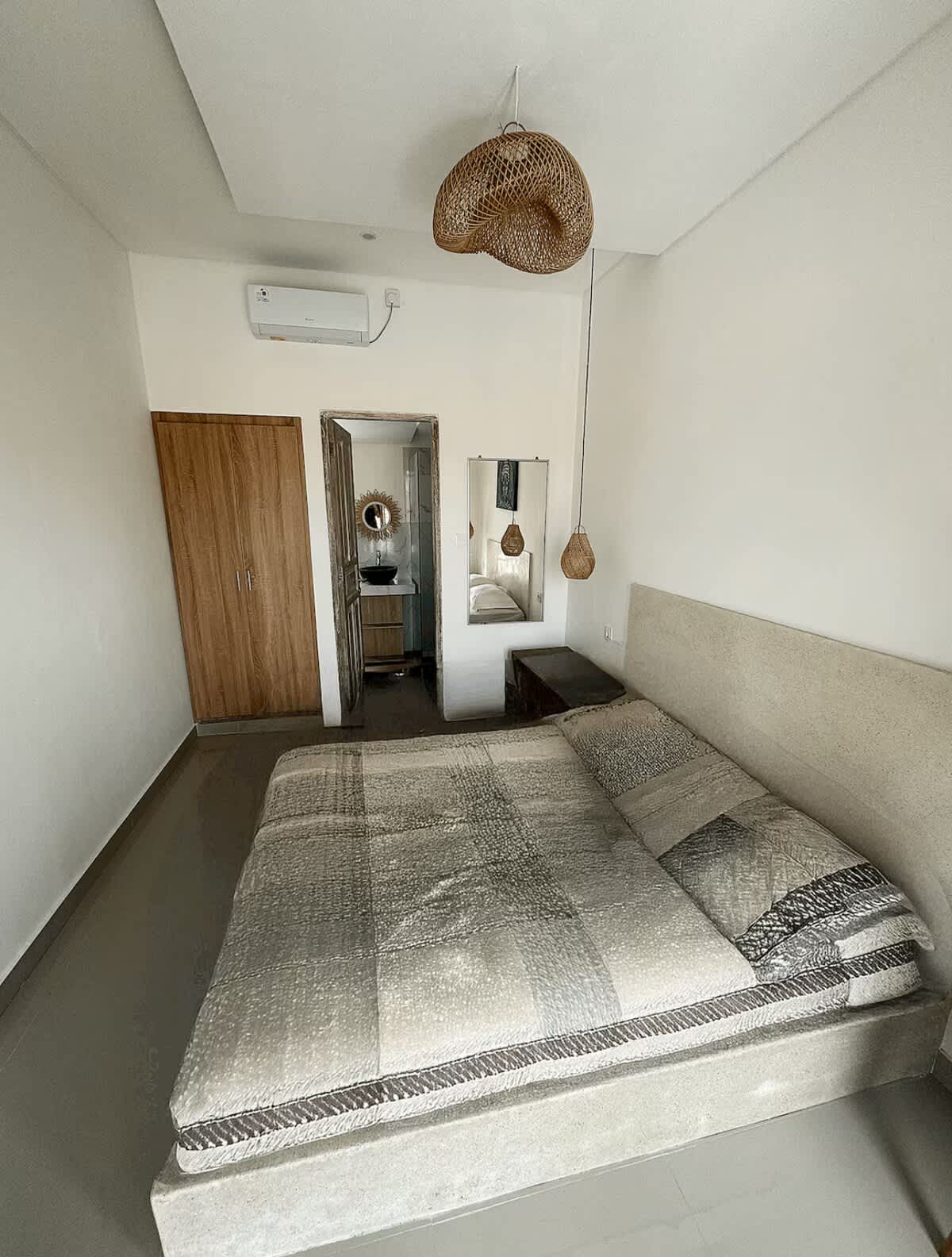 Canggu Hideout Villa | 2BR Tropical Pool Escape - Image 3