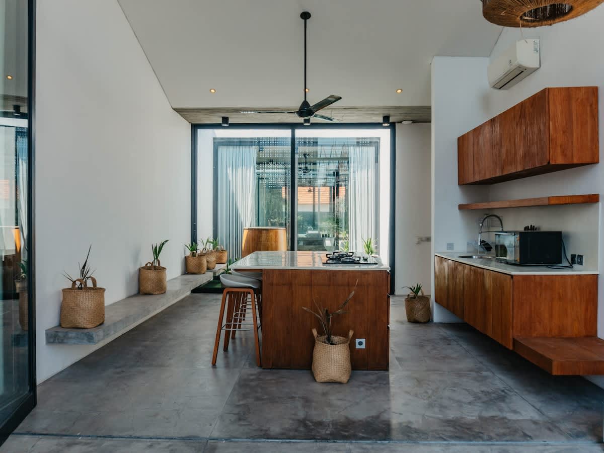 Tropical 2BR w/ Ice Bath | Next to Finns, Atlas